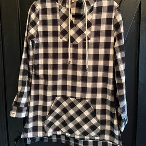 Boutique buffalo plaid hooded shirt.